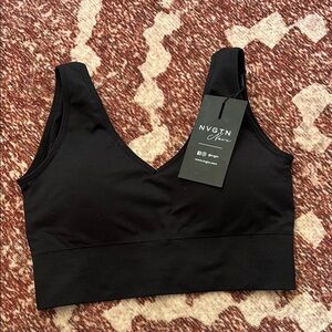 NVGTN Black Women's Sports Bra